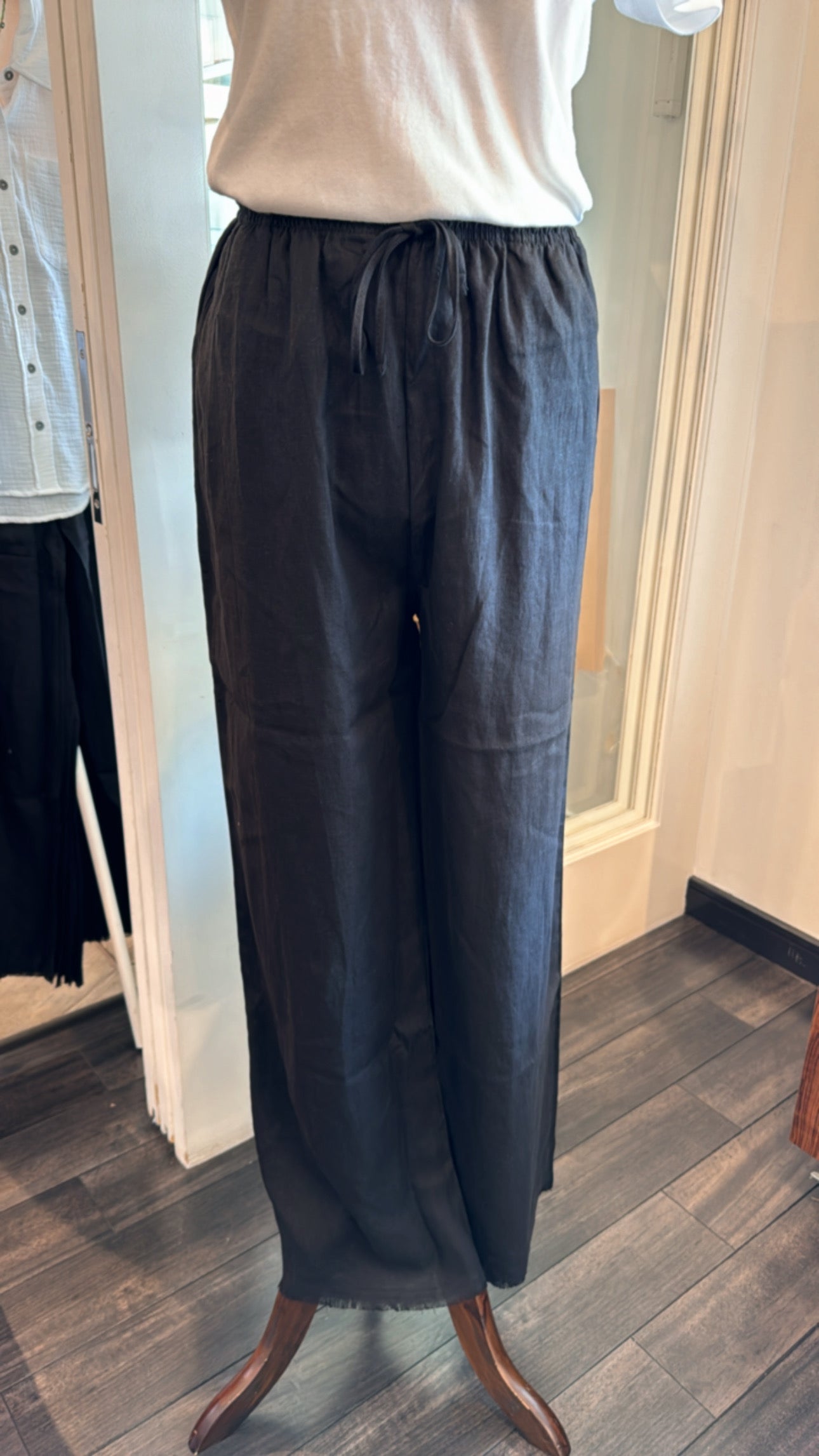 Macy Linen Black Pant - FINAL SALE