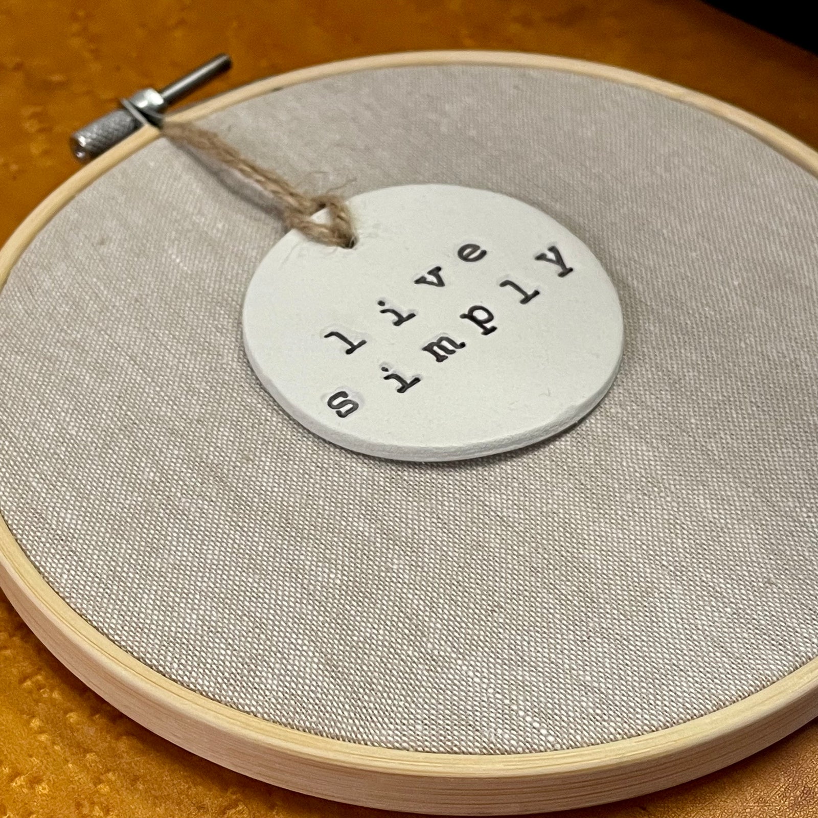 Live Simply 6" Hoop -Flax Linen Fabric & Circle Ornament