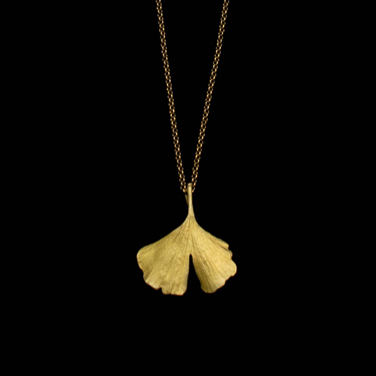 Ginkgo Pendant - 18" Adj.