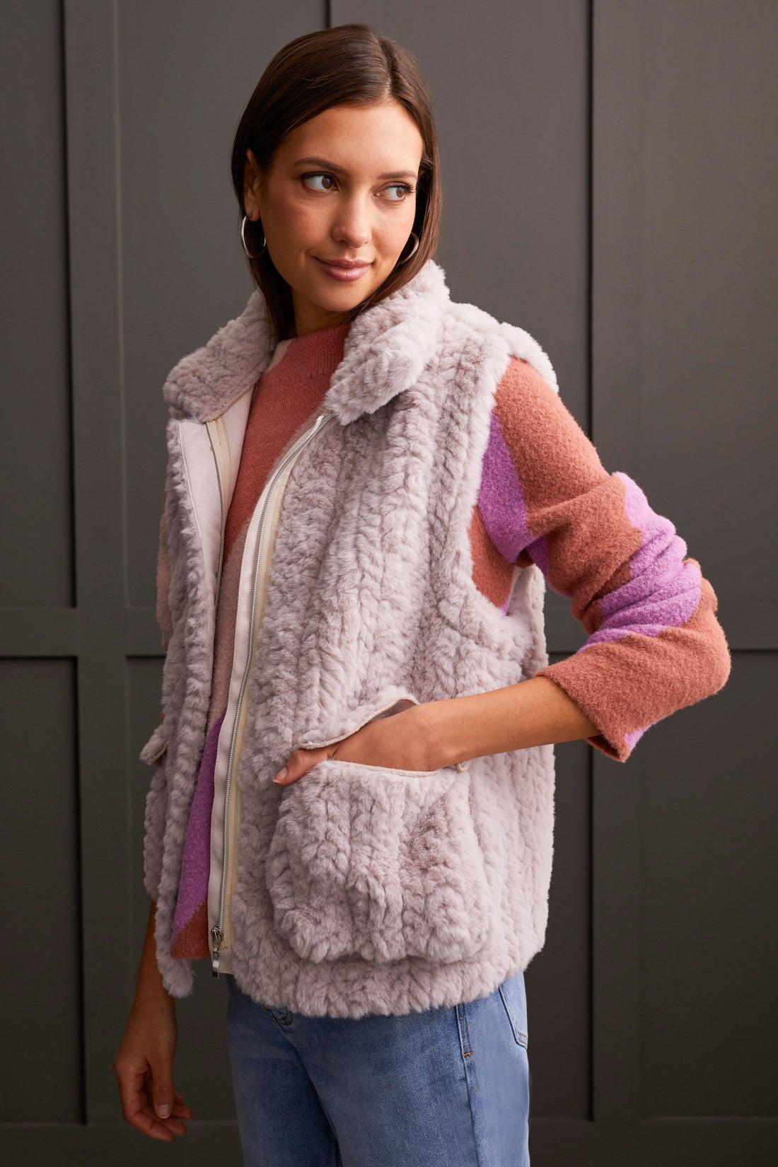 Sleeveless Faux Fur Vest