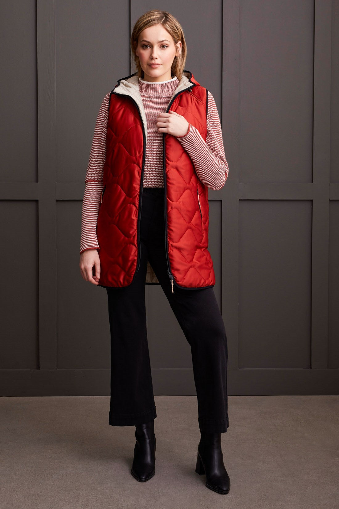 Mahogany Reversible Hooded Puffer Vest